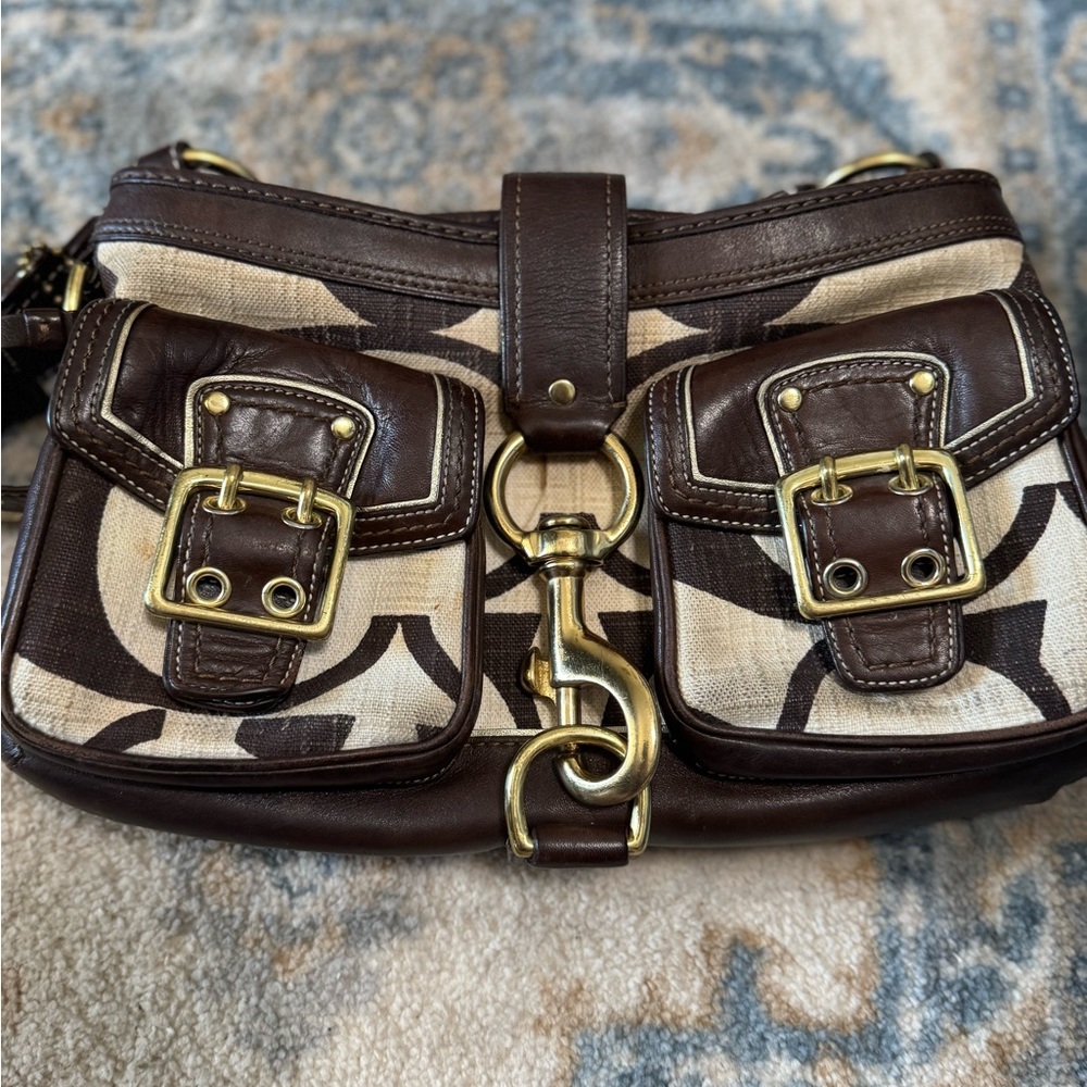 Coach Vintage Leather Brown and Cream Women's Bag - Picture 6 of 9